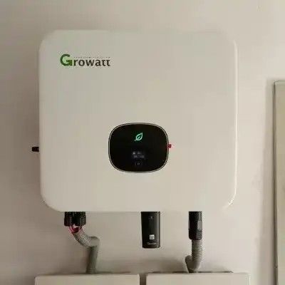 Growatt 6kw العاكس وزارة الدفاع 6000tl3-xh العاكس الهجين للطاقة الشمسية مع وحدة تحكم شحن Mppt وواي فاي